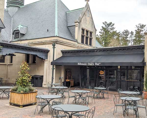 Exterior of the Biltmore Dairy Bar on the Biltmore Estate with outdoor seating out front