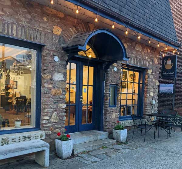 Exterior of Dripolator coffee shop in Black Mountain, NC