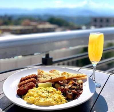 Breakfast overlooking the Blue Ridge Mountains at Hemingsway Cuba