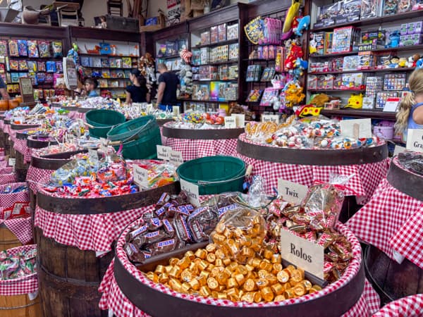 Bulk candy for purchase by the pound in Asheville, NC