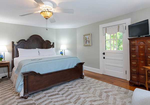 Wibble Suite at the Pinecrest Bed & Breakfast in Asheville NC