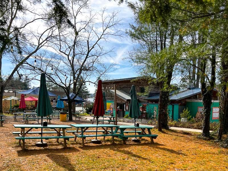 Outdoor seating at White Duck Taco in Arden / South AVL